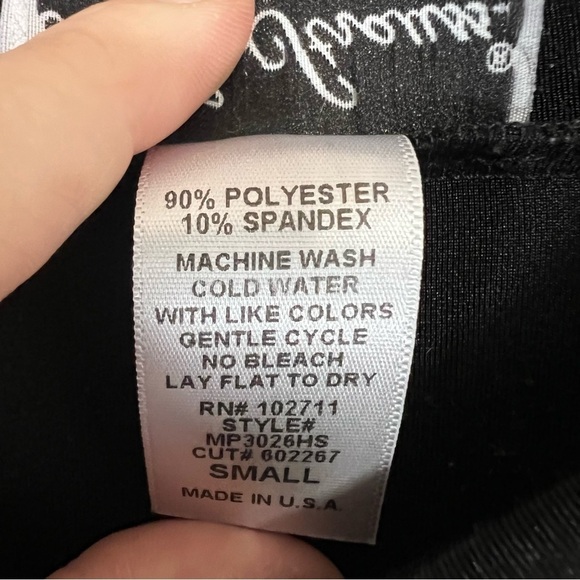 VTG Y2K Carolyn Strauss Slinky Knit Basic Black Minimalist Sleeveless Top USA S - Picture 8 of 8